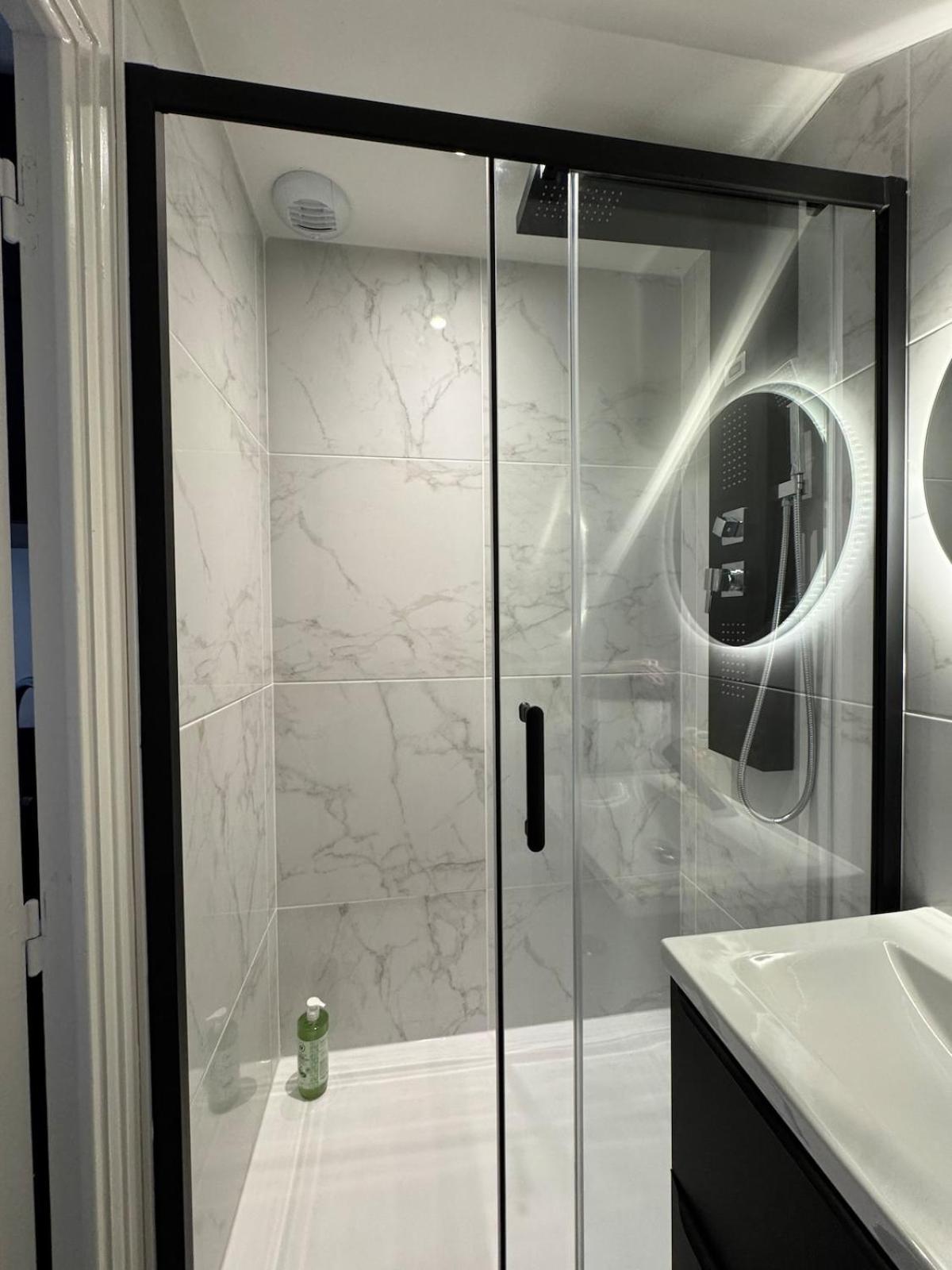 5-star La - 30d Rue General Margueritte Appartement *
